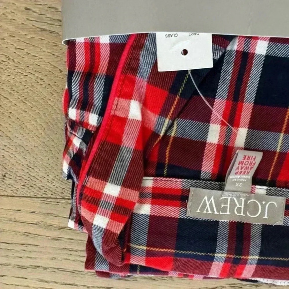 J. Crew Flannel long-sleeve cropped pajama pant set in plaid 2X - Picture 4 of 6